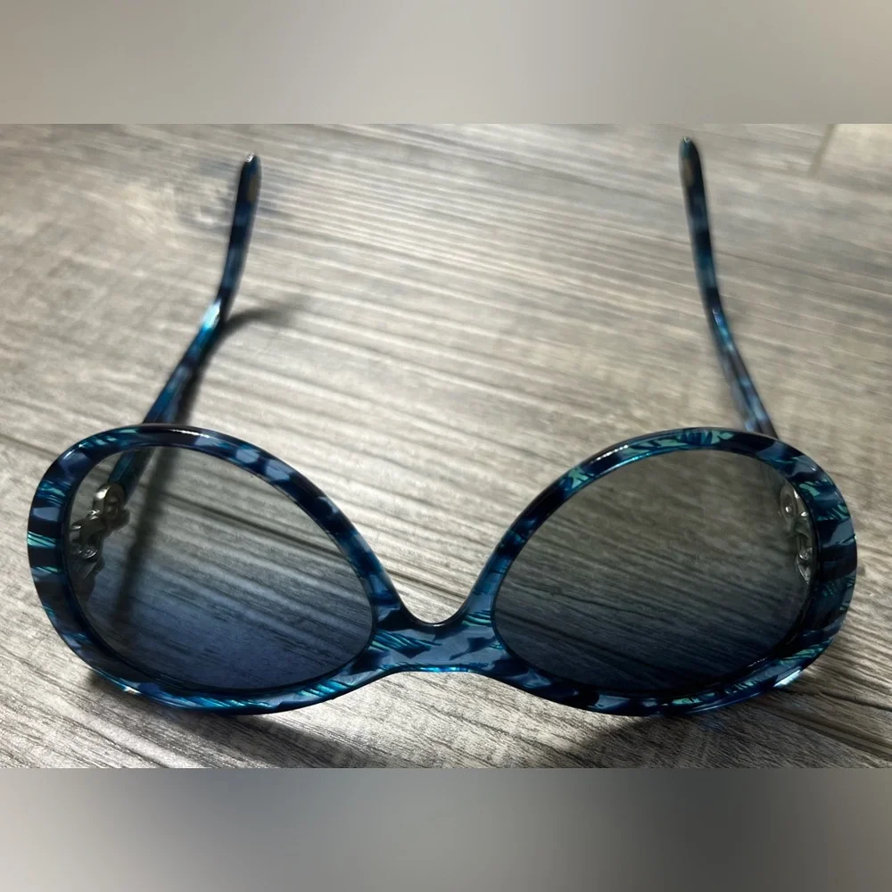 Tiffany & Co. Marbled Blue Cat Eye Sunglasses - Picture 5 of 12